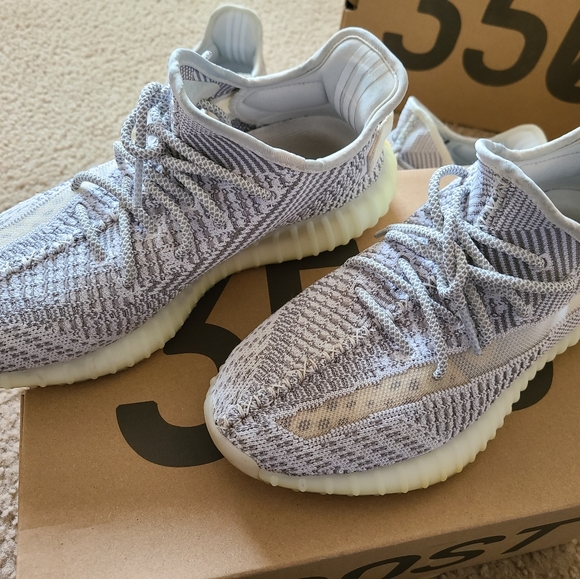 Yezzys 350 - Picture 4 of 7